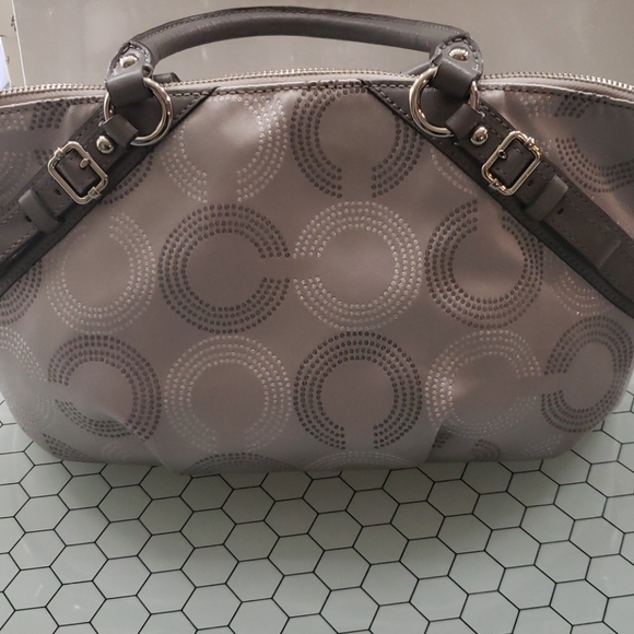 Gray/Silver Coach bag - Picture 2 of 9